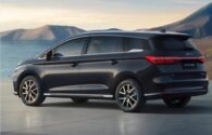 BYD M6